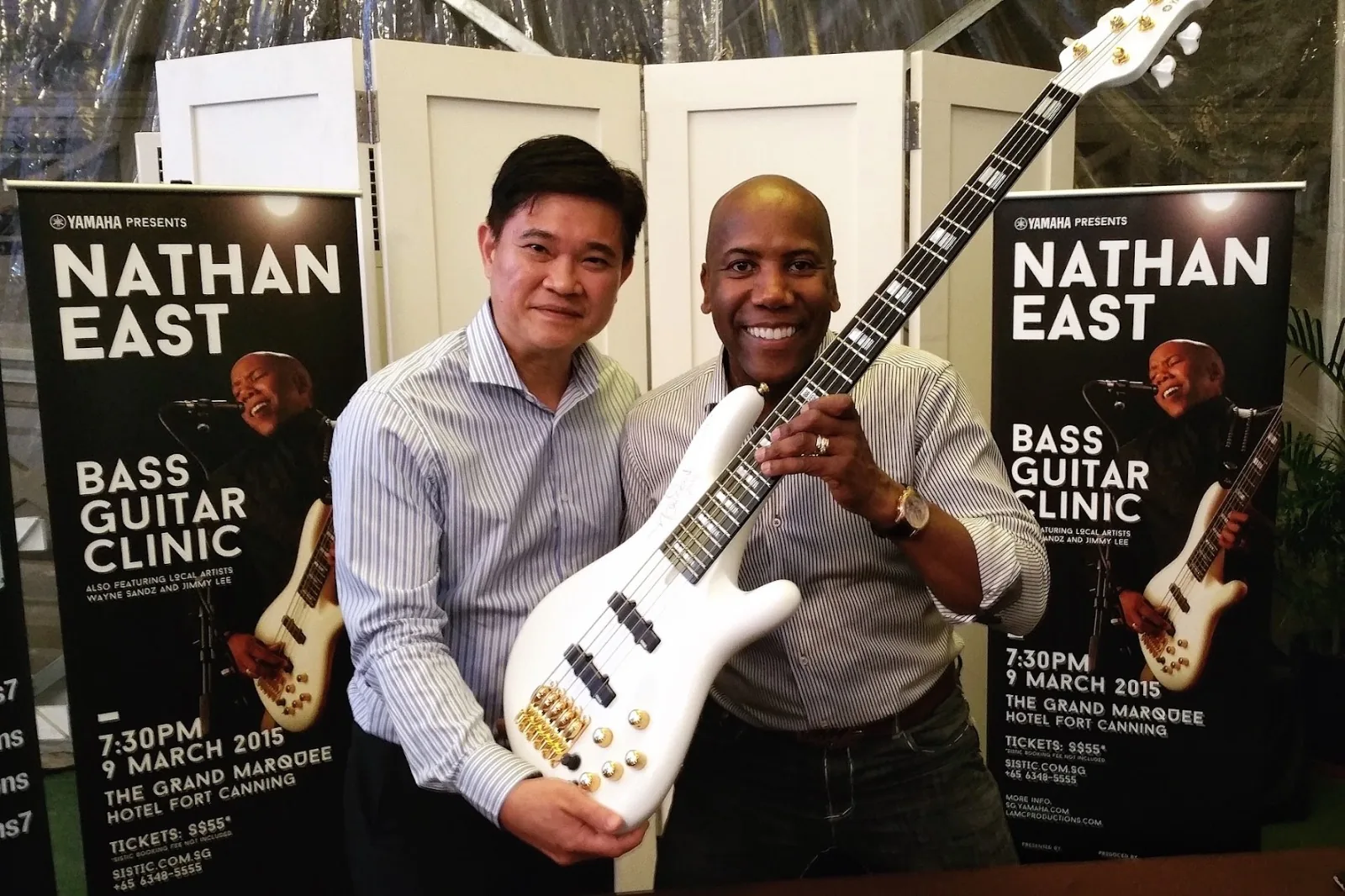 Meeting Nathan East at bass guitar clinic